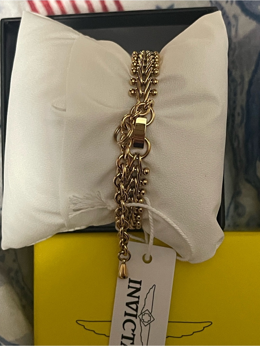 Invicta Women's Gold Crystal Bezel Bracelet Watch with White Dial - Picture 2 of 3